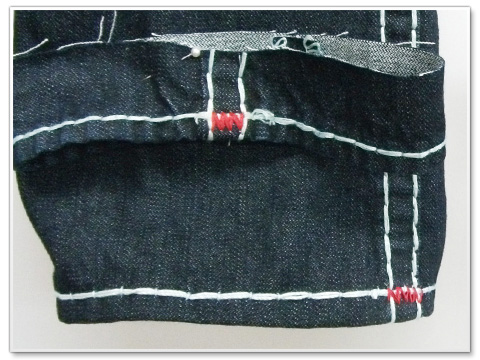 �f�j���ɑ��X�e�b�`